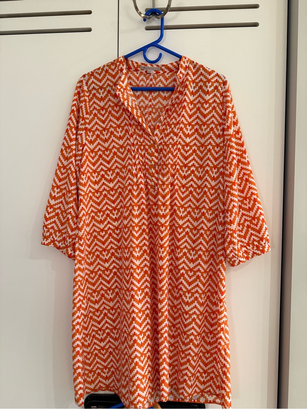 GAP coral red, orange, and white geometric chevron print blouson dress tunic